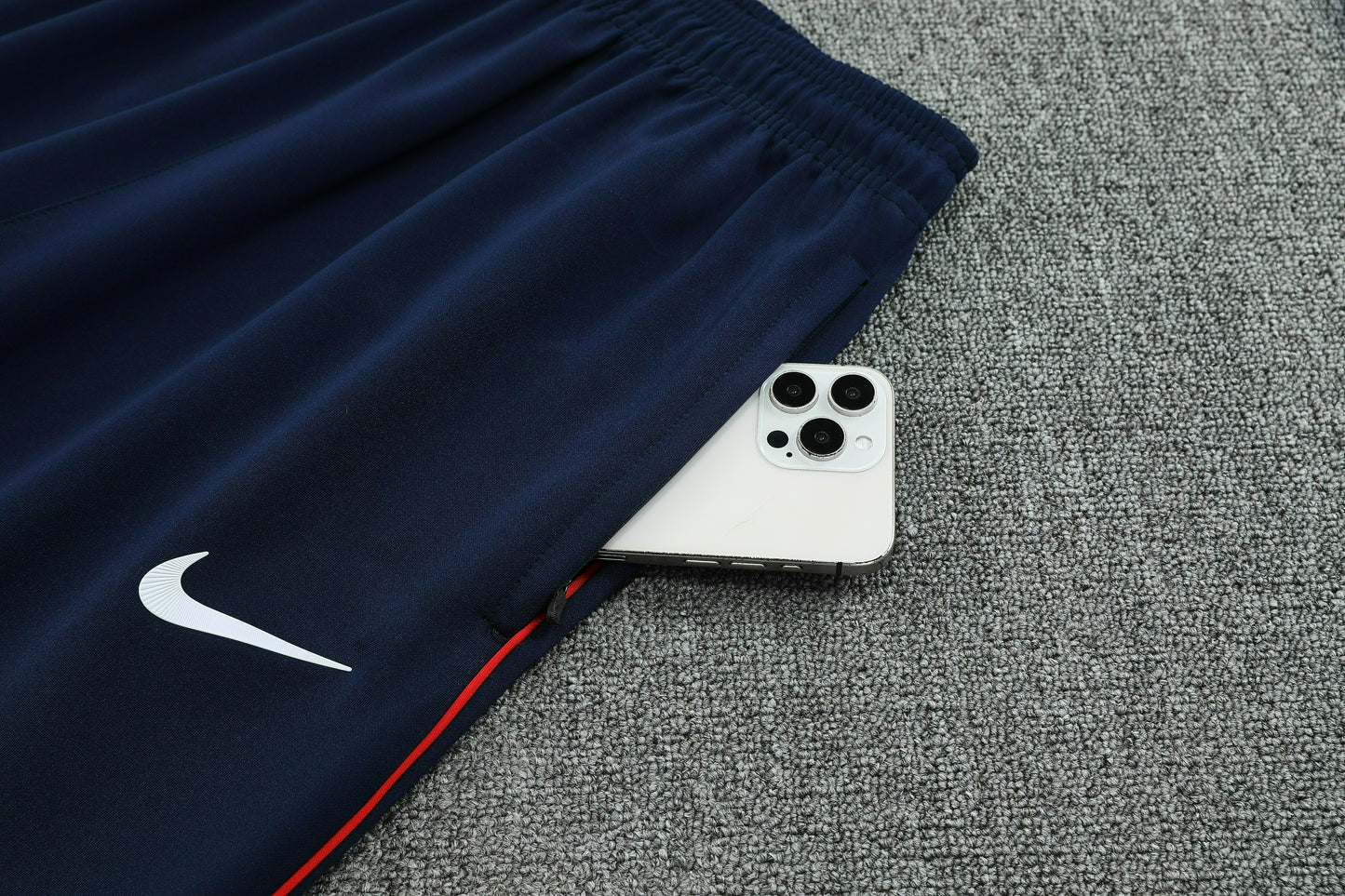 Arsenal 2025/26 Soccer Training Set – Gunners Grit in Navy