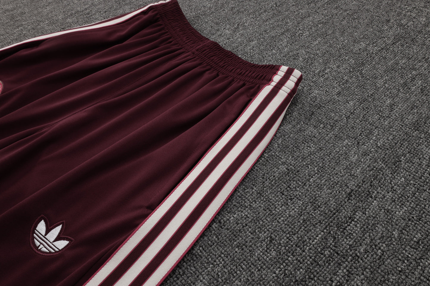 Bayern Munich 2025/26 Soccer Training Set – Heritage Maroon, Classic Adidas Spirit
