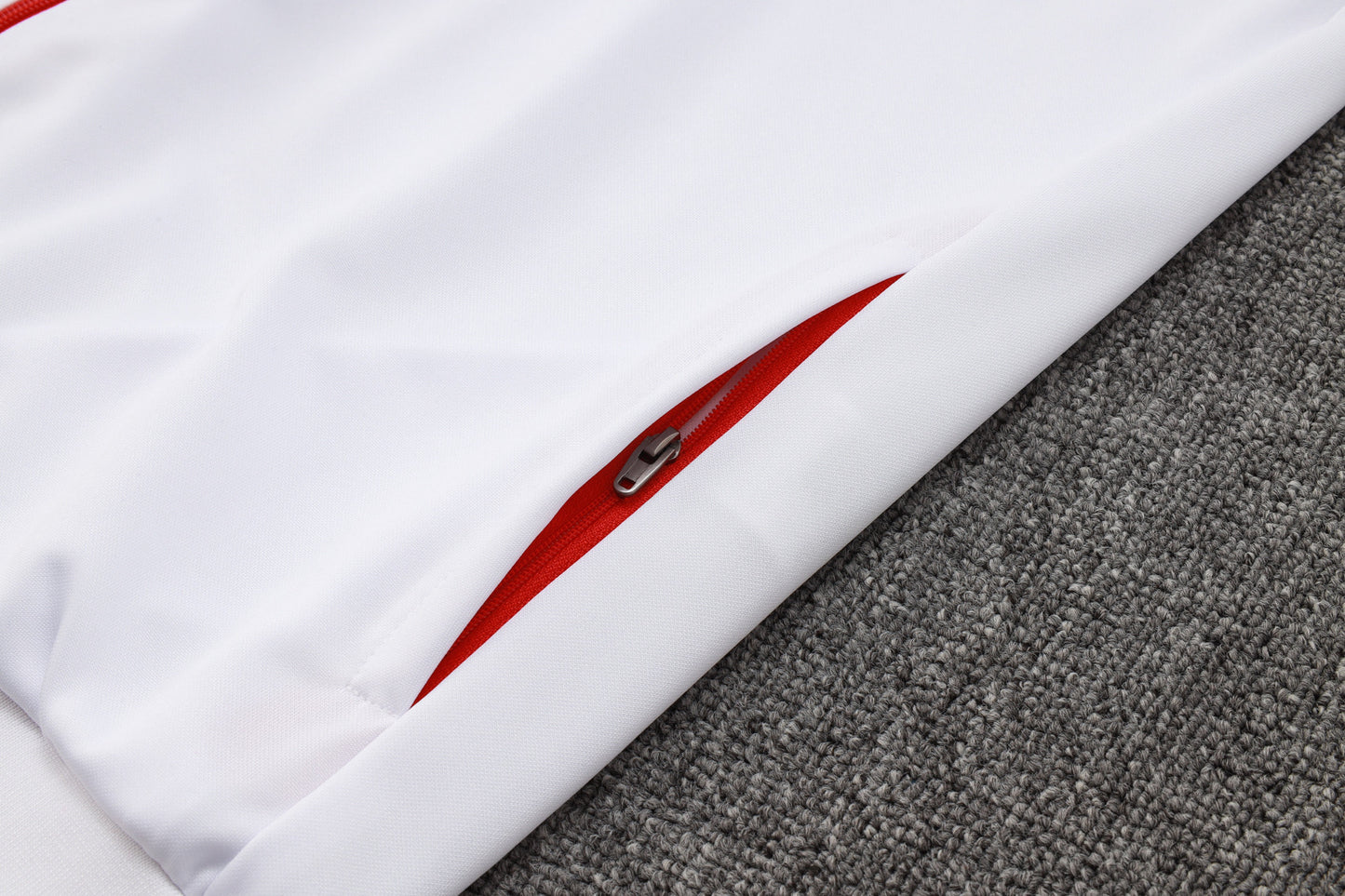 Bayern Munich 2025/26 Anthem Jacket Set – Legacy White Celebrates 125 Years of Greatness