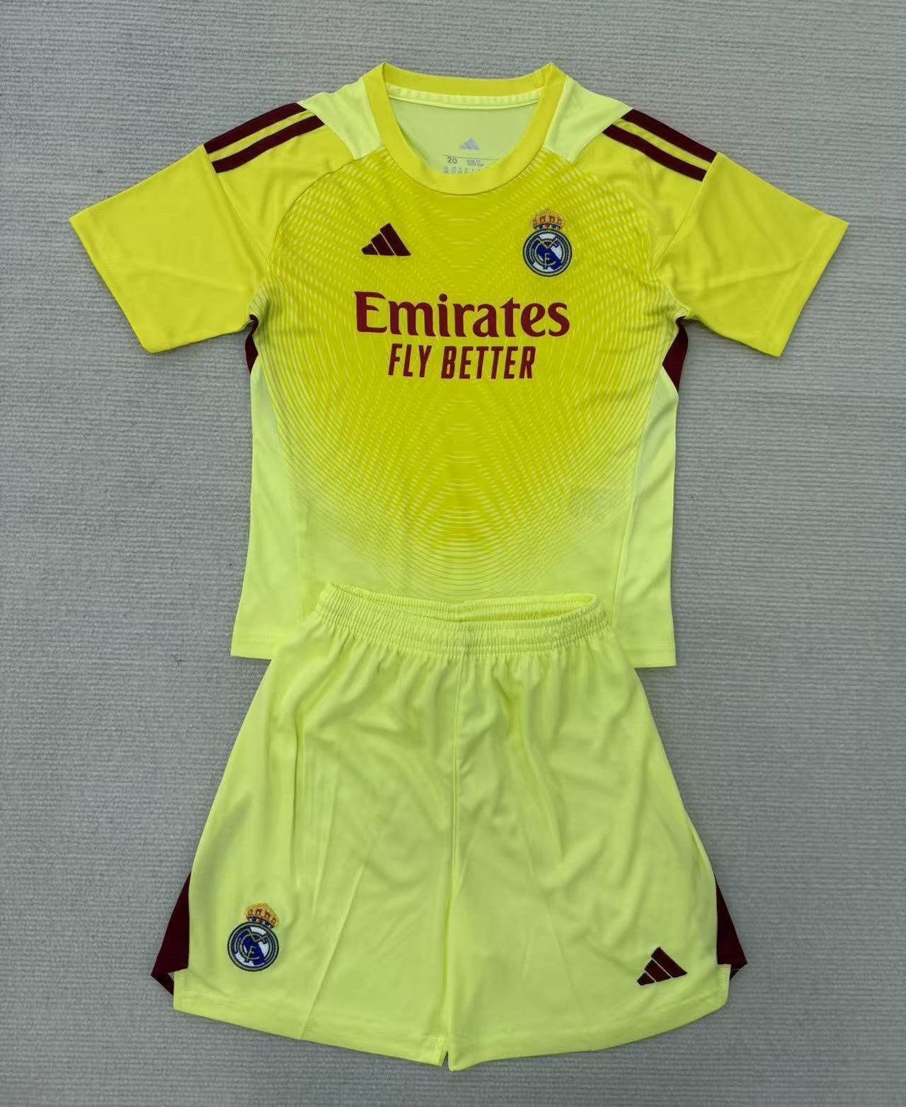 Real Madrid 2025-2026 Goalkeeper Jersey Set - Vibrant Light Blue
