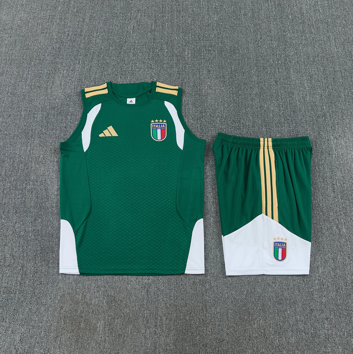 Italy 2026-27 Sleeveless Training Set Men Soccer Kit – Green