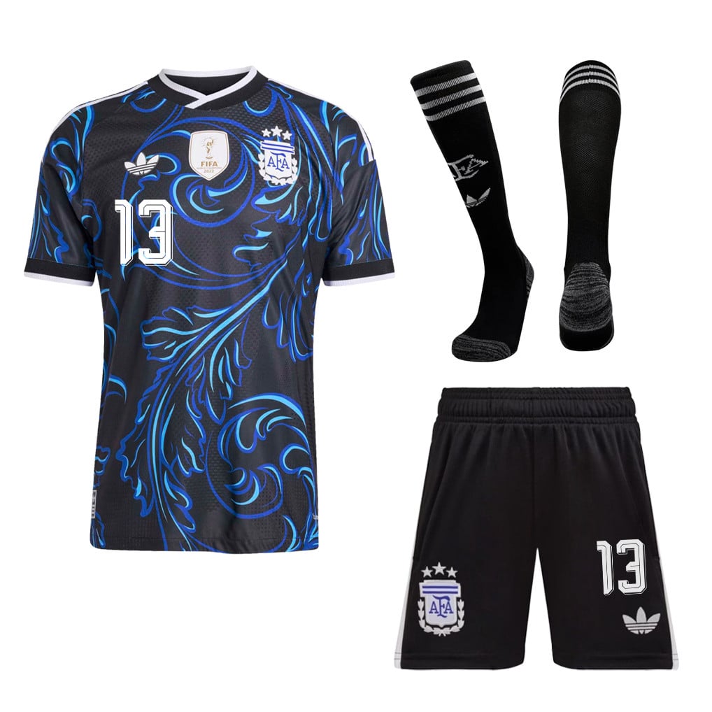 Cristian Romero 13 Argentina 2026 Away Men Kit Set – Black