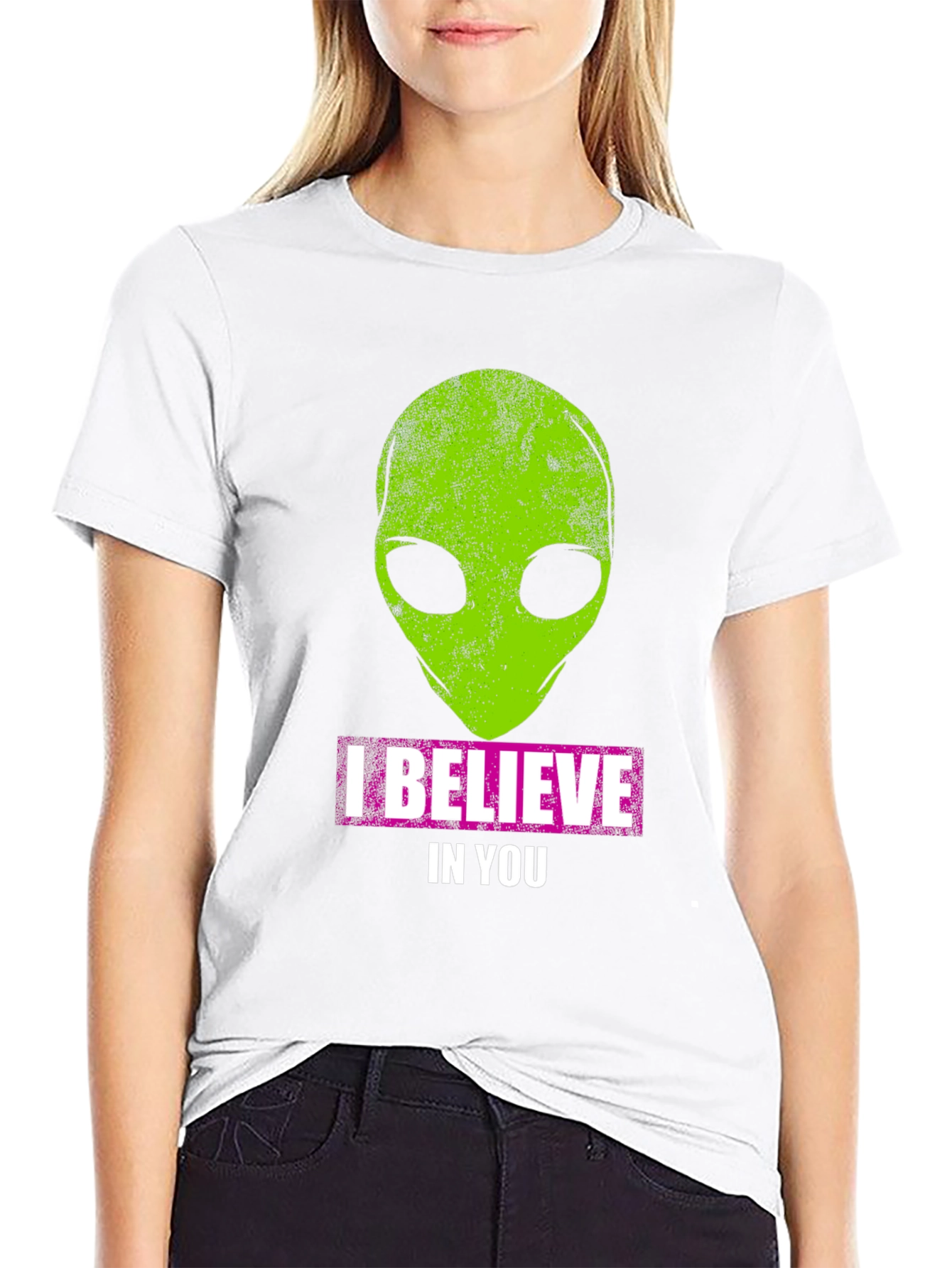I Believe in You Alien Graphic T-Shirt