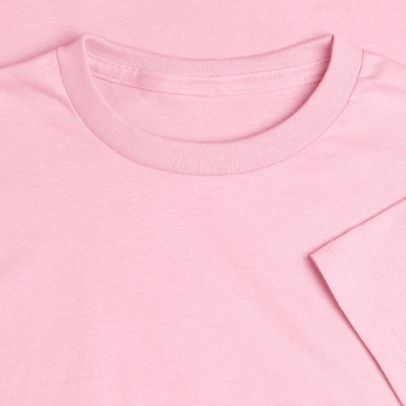 "Golden Desert Sunset: Vintage RV in Stillness"