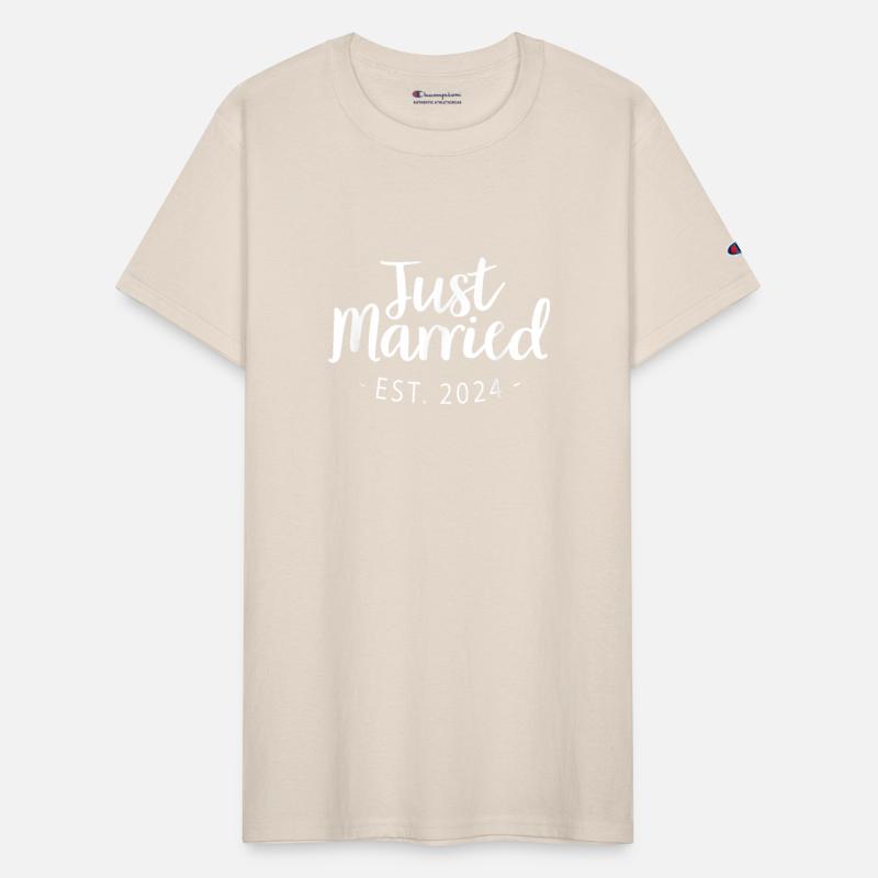 Married Honeymoon Wedding Couples Fiancee