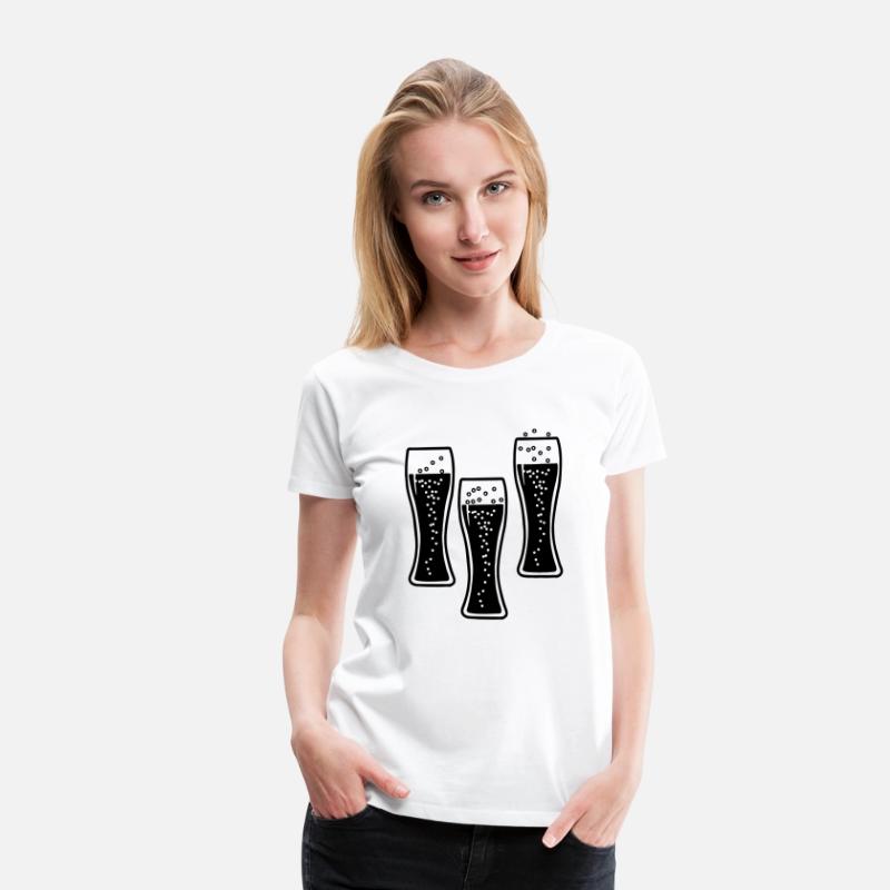 Three bubble drink lemonade or beer glasses